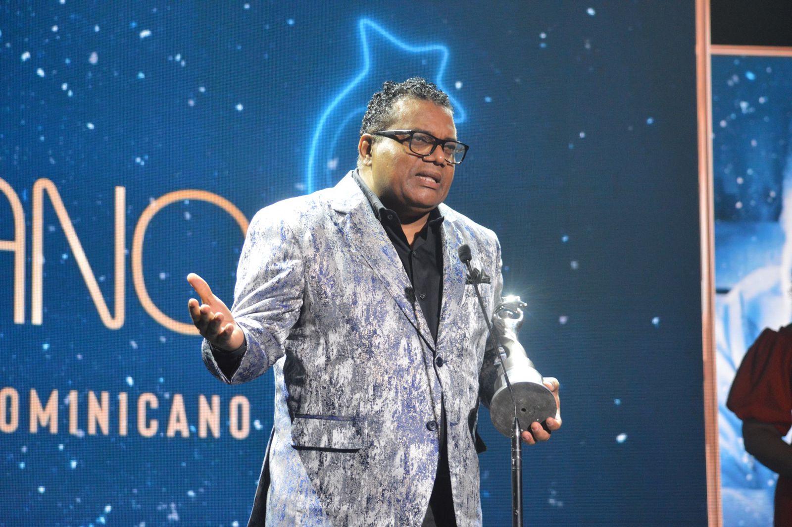 Pochi Rocha Pochy Familia recibe Premio Soberano por los 35 años de la Coco Band ...